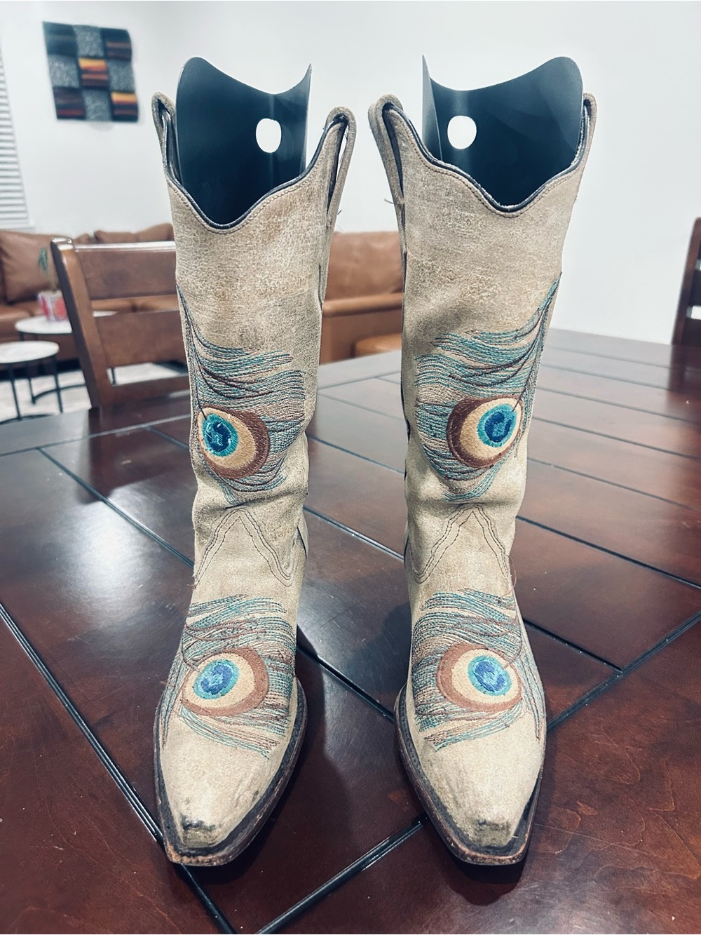 Corral Tan Distressed Leather Cowboy Boots w/Peacock Embroidery 7.5